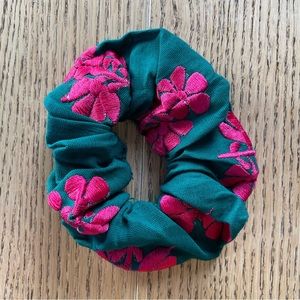 Scrunchie - Embroidered - NEW